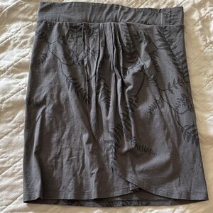 Toad&Co Charcoal Asymmetrical Skirt with Leaf Design